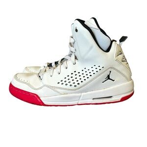 5/$25 Nike Air Jordan Flight High Top Trainers in pre-loved condition size 7.5Y